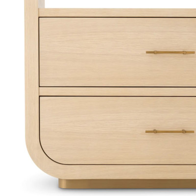 Quinton könyvespolc